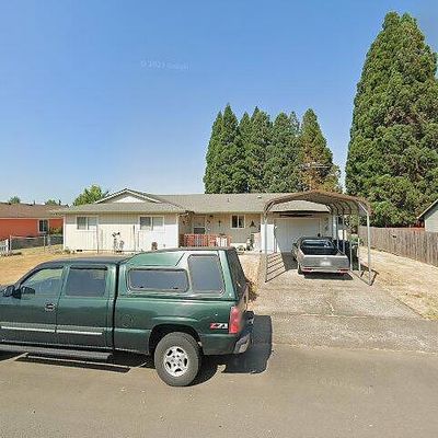 470 Lincoln St, Mount Angel, OR 97362