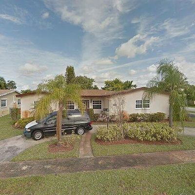 4701 Nw 41 St Ct, Lauderdale Lakes, FL 33319