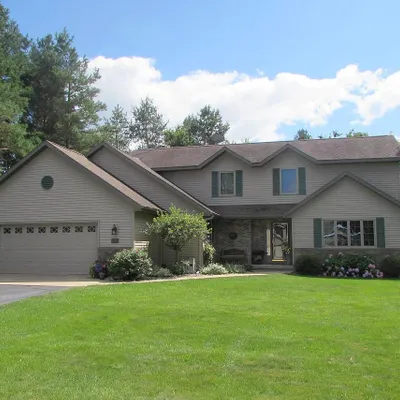 471 Fraser Dr, Amherst, WI 54406