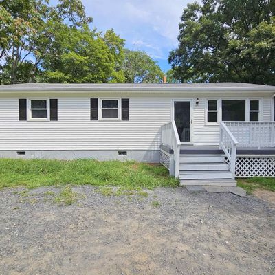 471 Sleepy Hollow Rd, New Canton, VA 23123