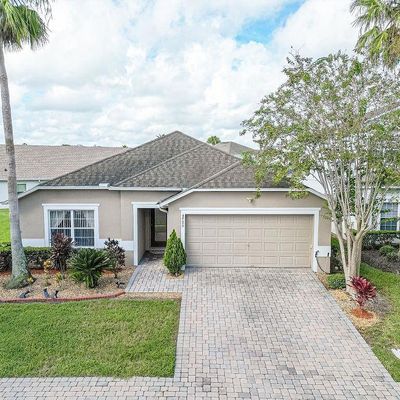 4725 Cumbrian Lakes Dr, Kissimmee, FL 34746