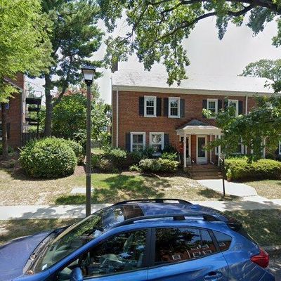 4728 29 Th St S #B1, Arlington, VA 22206