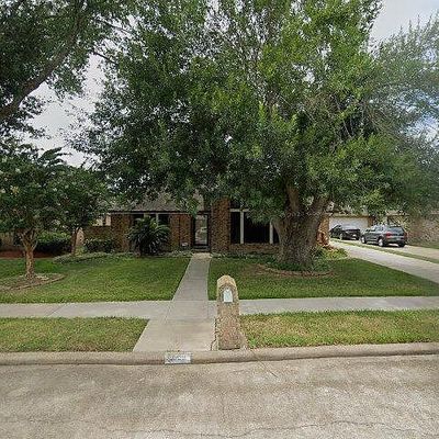 4730 Pine Valley St, Pasadena, TX 77505