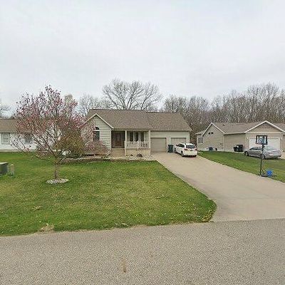 4743 Marshall Rd, Norton Shores, MI 49441