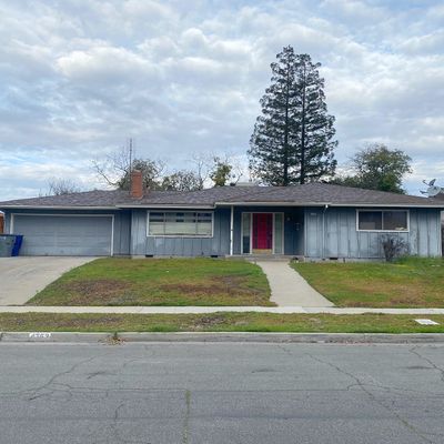 4753 N Bengston Ave, Fresno, CA 93705