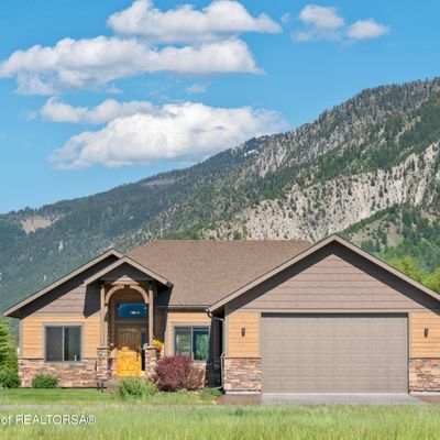 479 Columbine St, Alpine, WY 83128