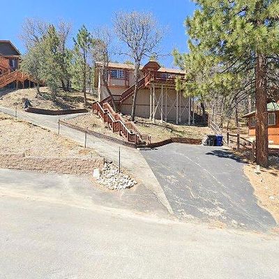 479 Villa Grove Ave, Big Bear City, CA 92314