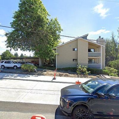 4800 200 Th St Sw #E102, Lynnwood, WA 98036