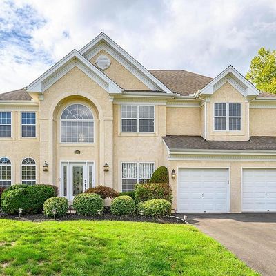 4808 Green Heather Ct, Doylestown, PA 18902