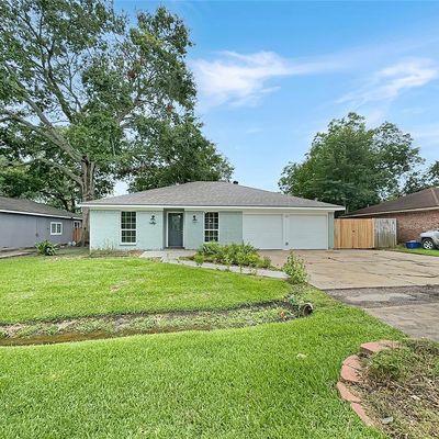 4810 28 Th St, Dickinson, TX 77539