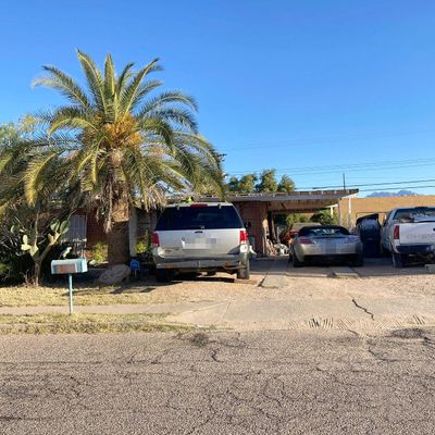 4833 E 23 Rd St, Tucson, AZ 85711