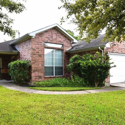 4838 Chase Court Dr, Bacliff, TX 77518