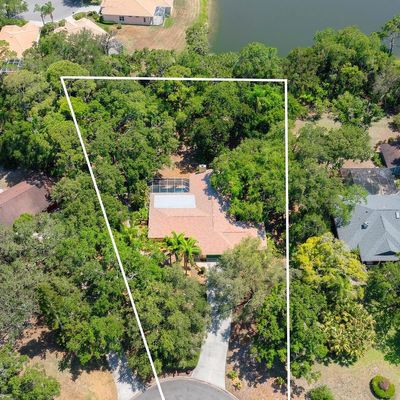 4848 Dunn Dr, Sarasota, FL 34233