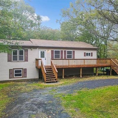 4860 W Pine Ridge Drive, Bushkill, PA 18324