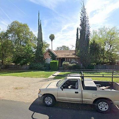 4906 E Tyler Ave, Fresno, CA 93727