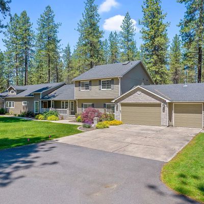 4911 E Greenbluff Rd, Colbert, WA 99005