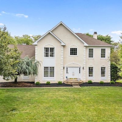 4913 Mead Dr, Doylestown, PA 18902