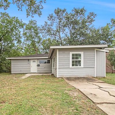 4922 Pershing St, Houston, TX 77033