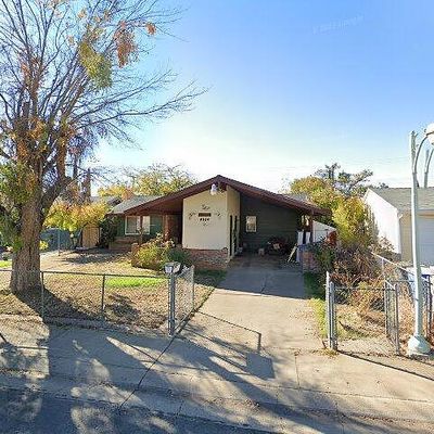 4950 78 Th St, Sacramento, CA 95820