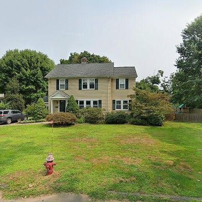 5 Cozy Ct, Cromwell, CT 06416