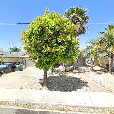 435 S Gilbert St, Hemet, CA 92543