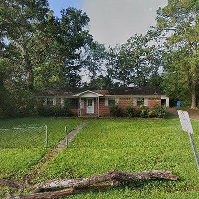 435 Weisbrod Ave, Eight Mile, AL 36613