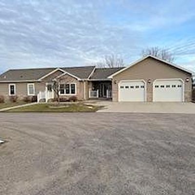 4378 Highway 212, Montevideo, MN 56265