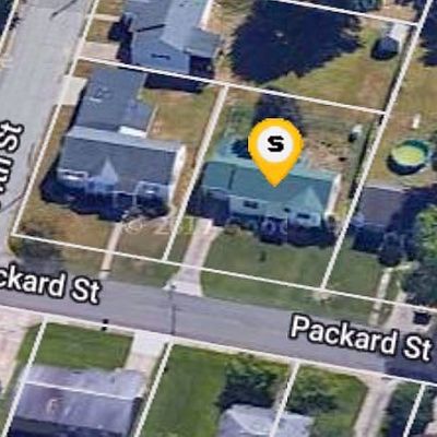 4396 Packard St, Parkersburg, WV 26104