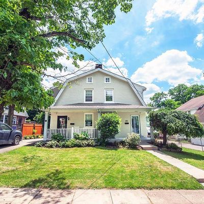 440 Saint Davids Ave, Wayne, PA 19087