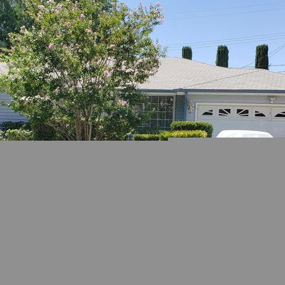 44135 Kingtree Ave, Lancaster, CA 93534