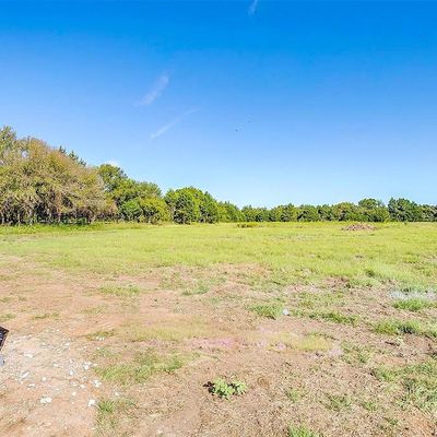 4417 County Road 423, Grandview, TX 76050