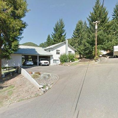 442 Leslie Ln, Myrtle Creek, OR 97457