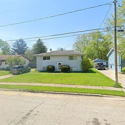 443 N Rogers St, Mason, MI 48854