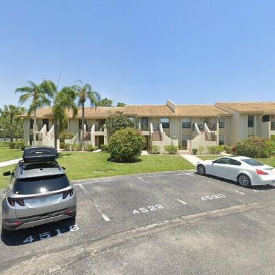 4452 Weybridge #74, Sarasota, FL 34235