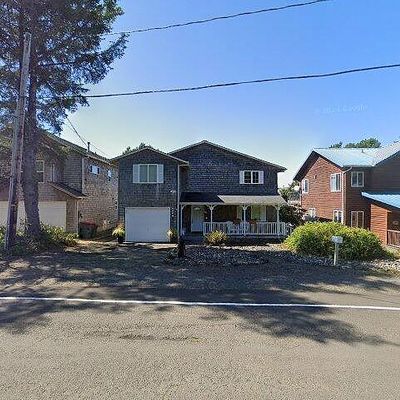 4463 Pacific Ave, Cannon Beach, OR 97110