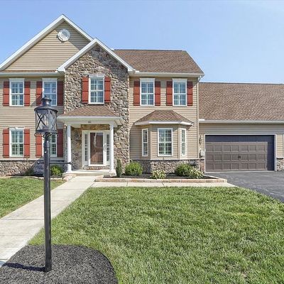 45 Country Side Dr, Carlisle, PA 17013