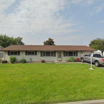 450 Suntides Blvd, Yakima, WA 98908