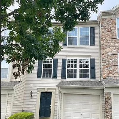 4516 Eagle Ct, Center Valley, PA 18034