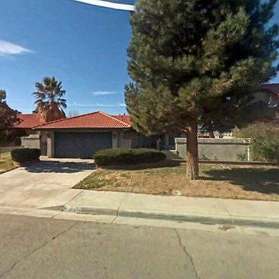 45219 Thornwood Ave, Lancaster, CA 93534