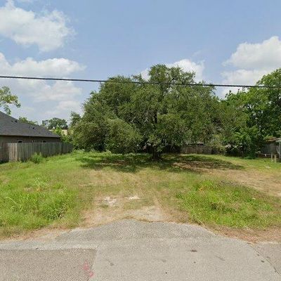 4533 Stassen St, Houston, TX 77051