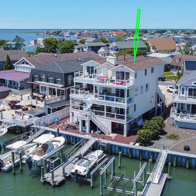 454 W Shore Dr, Brigantine, NJ 08203