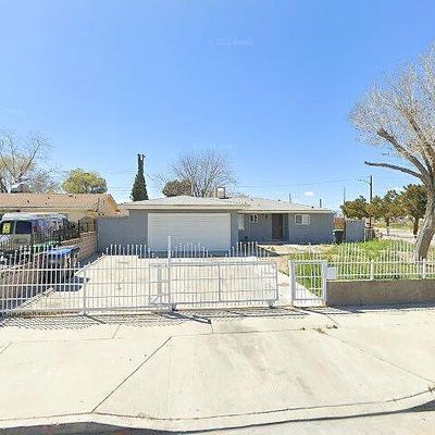 45581 Foxton Ave, Lancaster, CA 93535