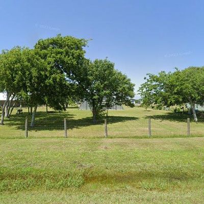 514 S 13 Th St, Seadrift, TX 77983