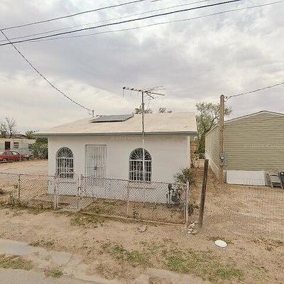 514 Se Johnson St, Fabens, TX 79838