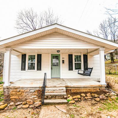 515 E Prospect St, La Follette, TN 37766