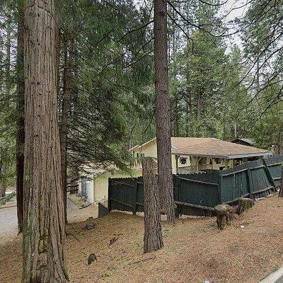 5166 Fawn Dr, Pollock Pines, CA 95726