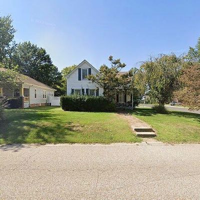 517 N Center St, Collinsville, IL 62234