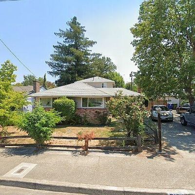 517 W Mill St, Ukiah, CA 95482