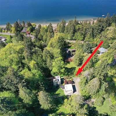 5179 Ne Sullivan Rd, Bainbridge Island, WA 98110