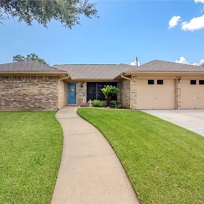 518 Santa Fe, Victoria, TX 77904